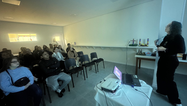 Encontro com Famílias - A Importância da Psicomotricidade no Desenvolvimento Infantil 
